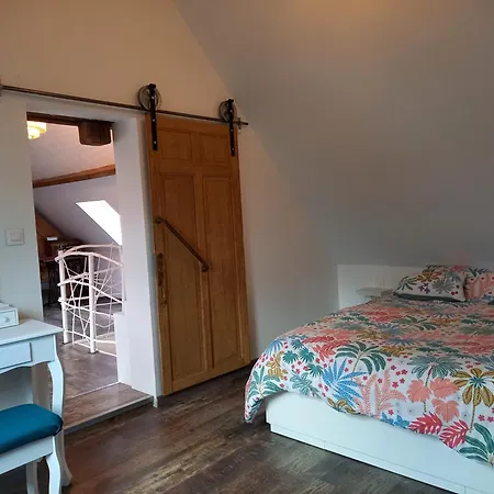 A L'ombre Du Laurier * Monchy-au-Bois