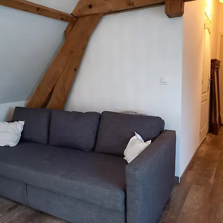 A L'ombre Du Laurier Holiday home *