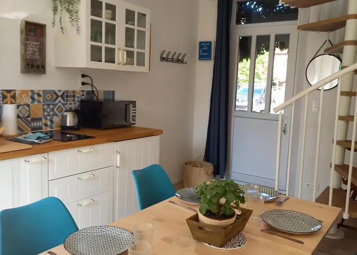 A L'ombre Du Laurier בית נופש *